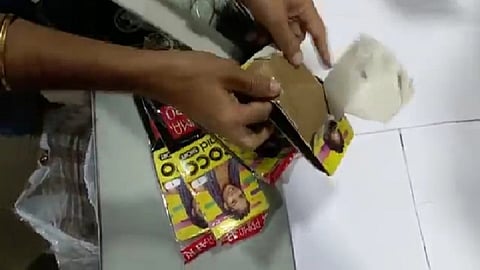 कृत्रिम केसांच्या आड लपवली 'हेरॉईन'; कुरिअरच्या माध्यमातून तस्करीचा पर्दाफाश