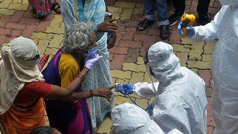 दाट लोकवस्तीत रुग्ण कमी होण्याचे प्रमुख कारण वाढलेली हर्ड इम्युनिटी? टास्क फोर्स समितीच्या सदस्यांचे मत