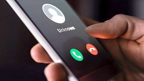 बोगस आंतरराष्ट्रीय कॉल सेंटरचा पर्दाफाश; मुंबईतून एकाला अटक