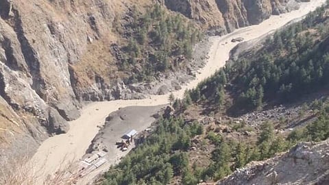 उत्तराखंडचा नैसर्गिक प्रकोप मानवाला इशारा! सावध व्हा, अन्यथा विनाश अटळ