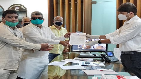 नवी मुंबई महापालिका कर्मचाऱ्यांसमोर समस्यांचा डोंगर; आयुक्तांना दिले निवेदन
