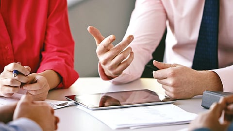 वाजवीपेक्षा जास्त अनावश्यक हालचाल