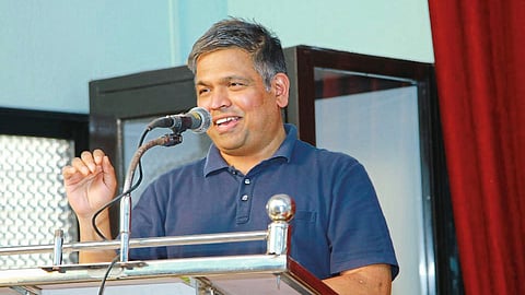 The Time Of Mahabharata 5561 BC Nilesh Oak Comment