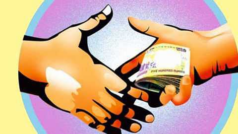 सातारा : लाचप्रकरणी फुटका तलाव येथील भुमी अभिलेखचा कर्मचारी सापडला