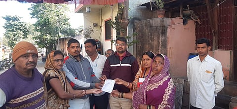 ग्रामपंचायतने लढवली शक्कल; महिला बचत गटाला कर वसुलीची दिली जबाबदारी, परिणाम दिसला