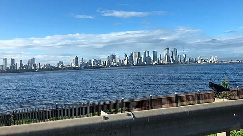 mumbai blue sky