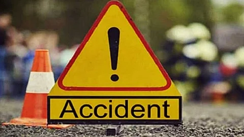 उसतोड मजूरांवर काळाचा घाला; आयशरला टँकरची धडक, दोन ठार !