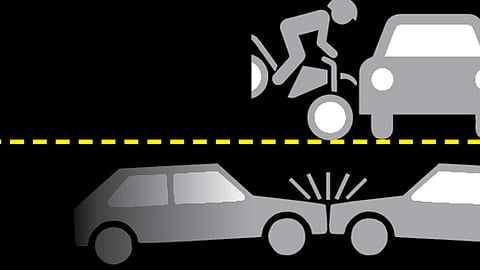 खंडोबा माळ चौक ते संभाजी चौक अपघाताचा धोका; वाहने सावकाश हाका