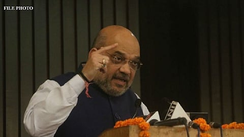 आमदारांना हॉटेलमध्ये ठेवणार्यांना दोष द्या - अमित शाह