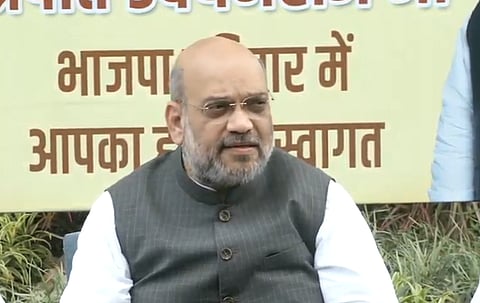 Amit Shah praises CM Devendra Fadnavis