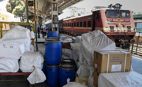 रेल्वेत पार्सल टाकायच आहे; तर आता १२० दिवसअगोदर बुकींग करावी लागणार