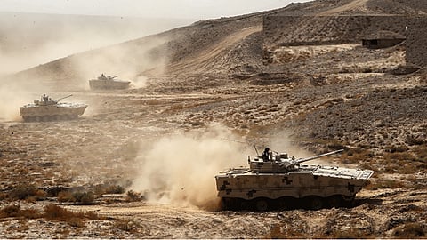 PLA Tibet military command holds nighttime high-altitude drills