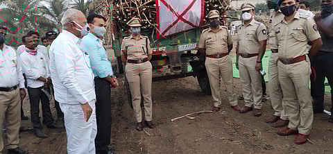 District Superintendent of Police Tejaswi Satpute said not to risk the lives of others by driving irresponsibly.jpg