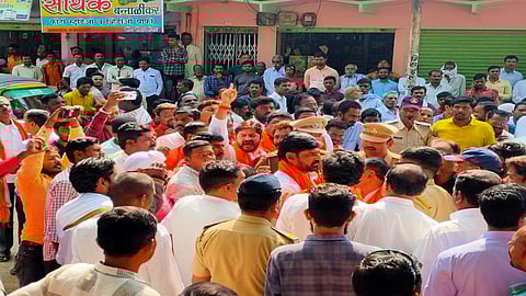 E sakal dhrmabad.jpg