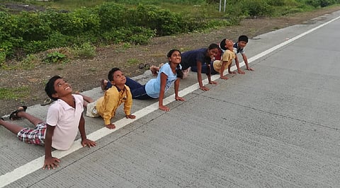 Exercising on the streets in Shirpur is becoming dangerous.jpg