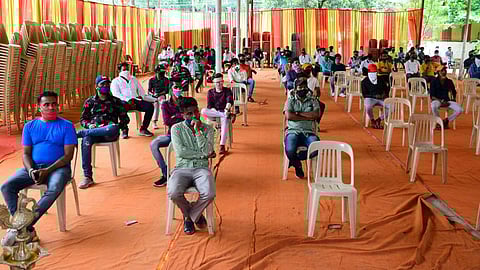 'आम्हालाही व्यवसाय सुरु करायचाय'