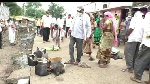 akola buldana news Instead of the sister tying rakhi to the brother; The sisters brothers business was ruined