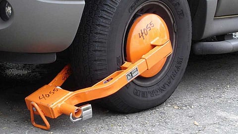 Police jammer escaped with truck driver