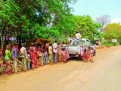 व्हाईट आर्मी अन्नछत्राचा सव्वा लाखांवर लोकांना लाभ