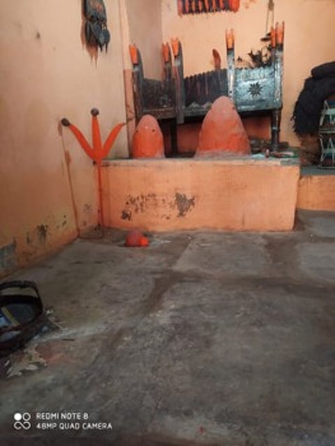 शेकडो वर्षांच्या भगतच्या काठीला कोरोनाची आडकाठी