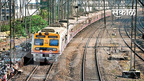 सर्वात मोठी बातमी : सर्वसामान्यांसाठी १ फेब्रुवारीपासून मुंबईतील लोकल रेल्वे सेवा सुरु होणार : उद्धव ठाकरे