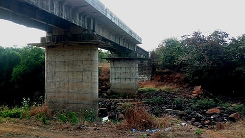 पुलाचा प्रश्न