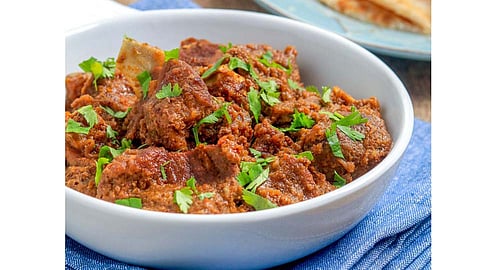 होय, मटणाची विक्री झाली तब्बल दीड हजार किलो...