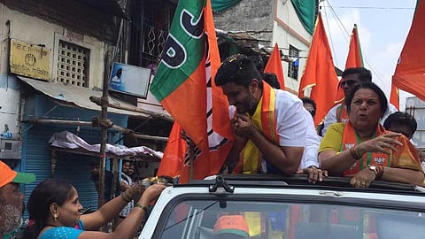 Neelam Gorhe Supports Siddharth Shirole.jpg