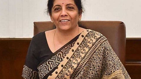 Nirmala Sitaraman Sakal.jpg