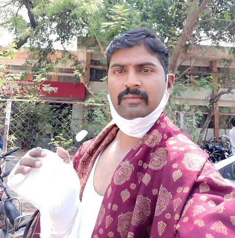 Police beat during blockade in Solapur