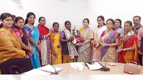 municipality honors the woman who gives life to small baby in garbage