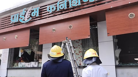 Pune-Karve-Road-Fire