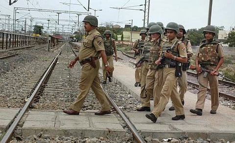 Lakhs of losses have been avoided by honest RPF personnel