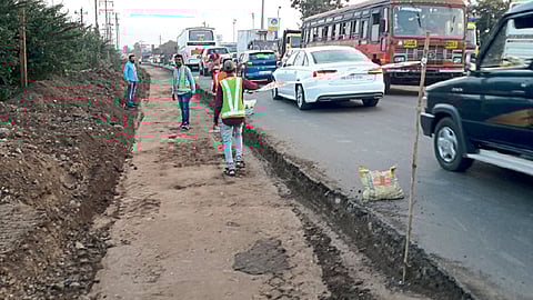 राजगुरुनगरला रस्ता रुंदीकरण