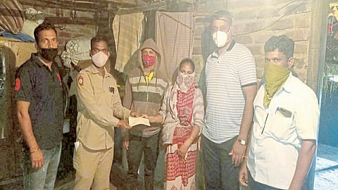 मृत शेतकऱ्याच्या वारसांना 'वीज वितरण'चा आधार
