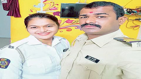 पोलिस दाम्पत्याची जाबाज कामगिरी, कोरोनावर ठरली भारी!