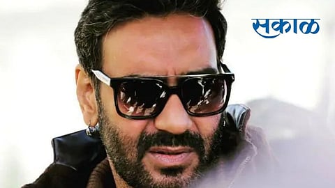 actor ajay devgn car stopped by farmer sikh protester asked ajay to speak on issue