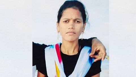 women suicide with child kolhapur kagal