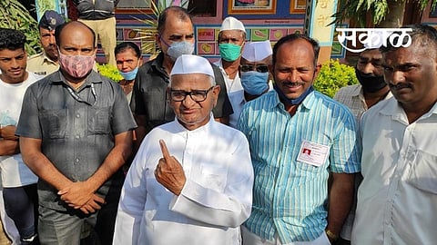 Senior social activist Anna Hazare has cast his vote at the Gram Panchayat polling station at Ralegan Siddhi..jpg