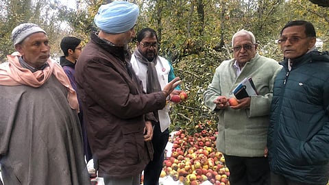 Shrinagar-Farmer