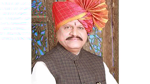 Centers are approved 100 cr rs for Group of Industry of leather says Suresh Khade