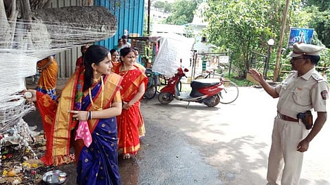 women are celebrating vatpornima festival