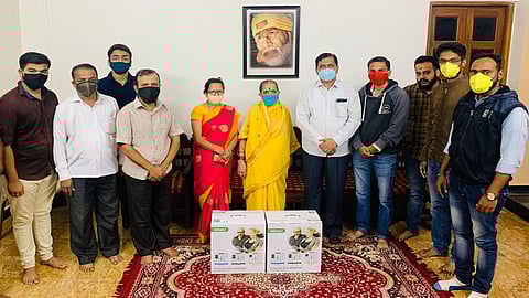 काेविडच्या लढ्यासाठी शाहूपुरीतील सेवानिवृत्त शिक्षिकेचे पन्नास हजारांचे याेगदान