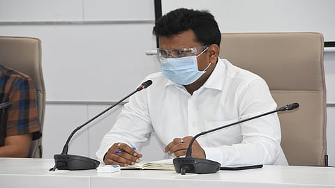 The message that went viral in the name of the district collector in pune is a fake