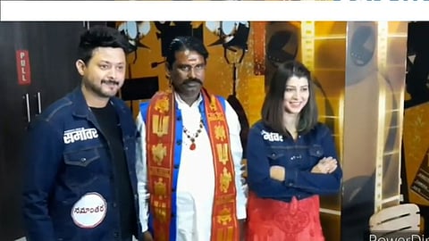 swapnil joshi will debut on digital by samantar web series.jpg