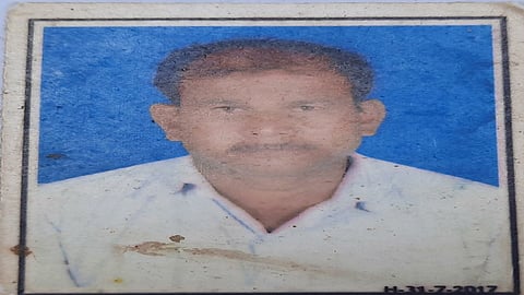 अनिल पांडुरंग आहि.jpg