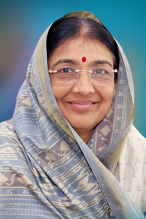 As a member of the Senate of Pune University, Dr. Usha Tanpure