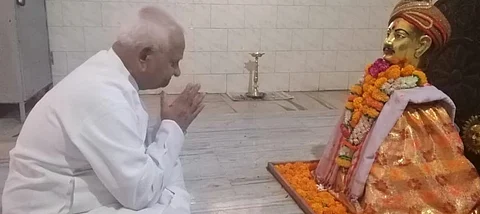 Anna will leave the silent movement after hanging of criminals in delhi