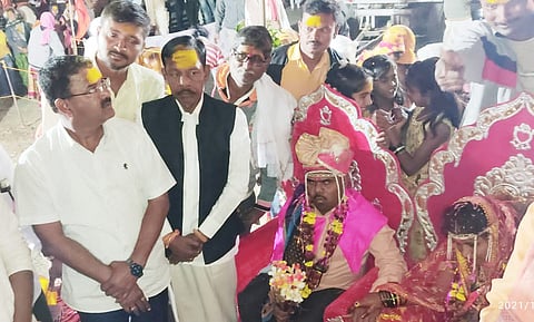 वाई बाजार फोटो