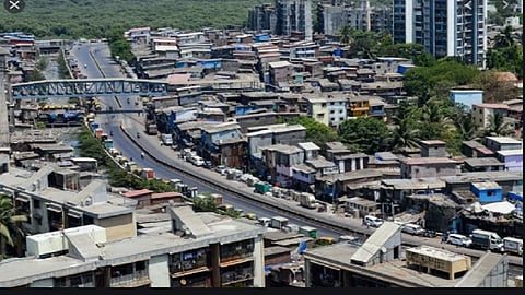 आनंदाची बातमी! हॉटस्पॉट ठरलेल्या धारावीची वाटचाल प्रगतीच्या दिशेने...